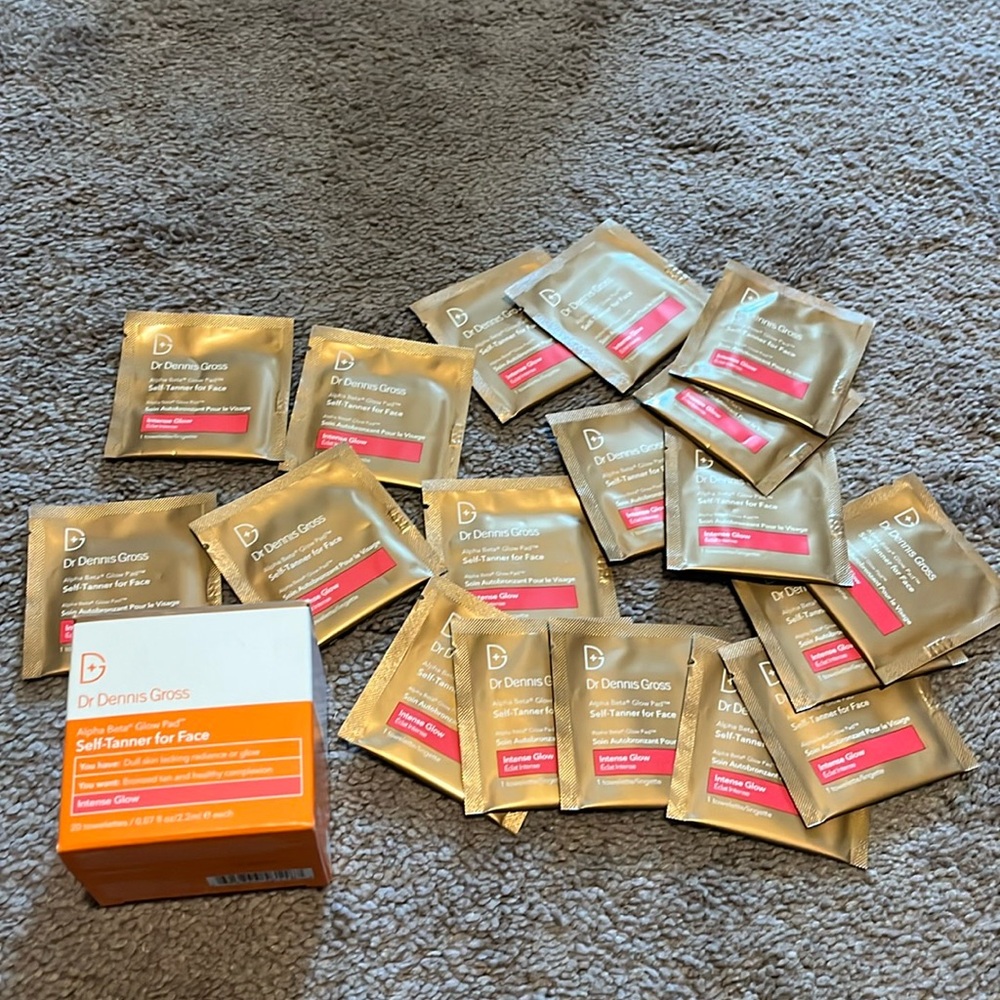 Dr Dennis Gross Self-tanners for face 18 towelettes